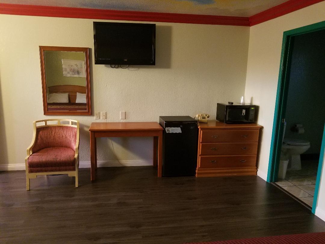 Super 7 Motel - Anaheim Packing District & Disneyland Exterior photo